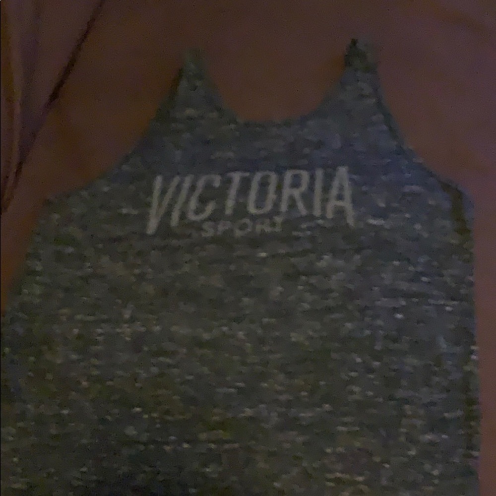 VS tank, NWOT